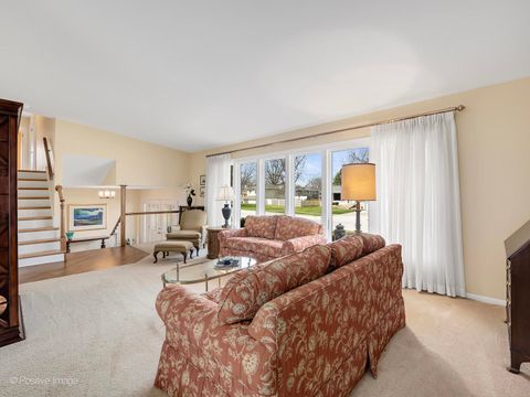 Tiny photo for 703 E Redwood Lane, Arlington Heights, IL 60004 (MLS # 12602273)