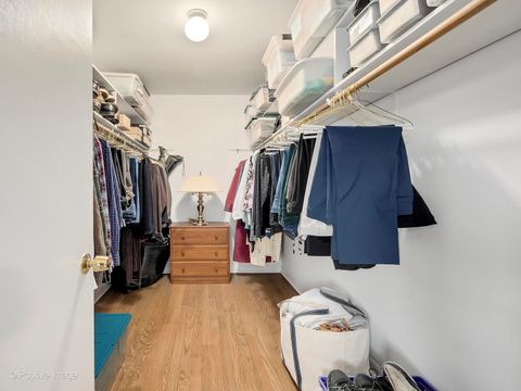 Tiny photo for 703 E Redwood Lane, Arlington Heights, IL 60004 (MLS # 12602273)