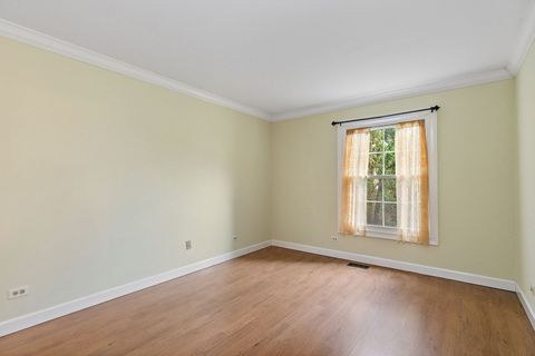 Tiny photo for 979 Golf Course Road #2, Crystal Lake, IL 60014 (MLS # 12619931)