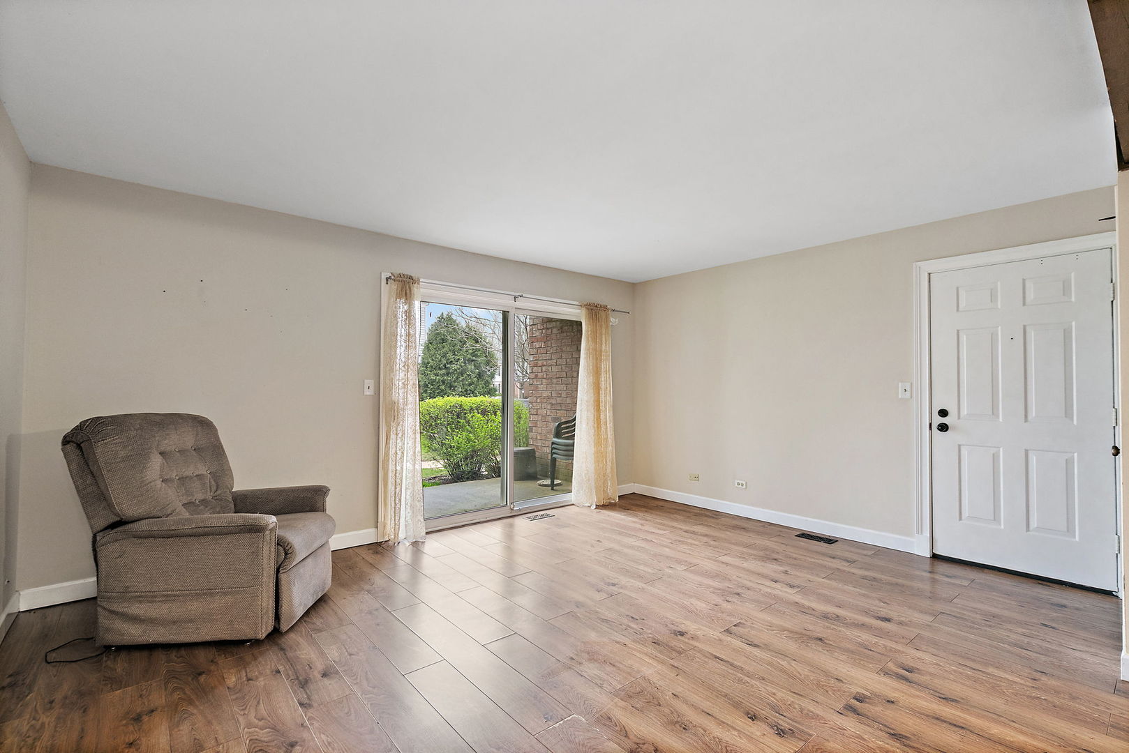 979 Golf Course Road 2