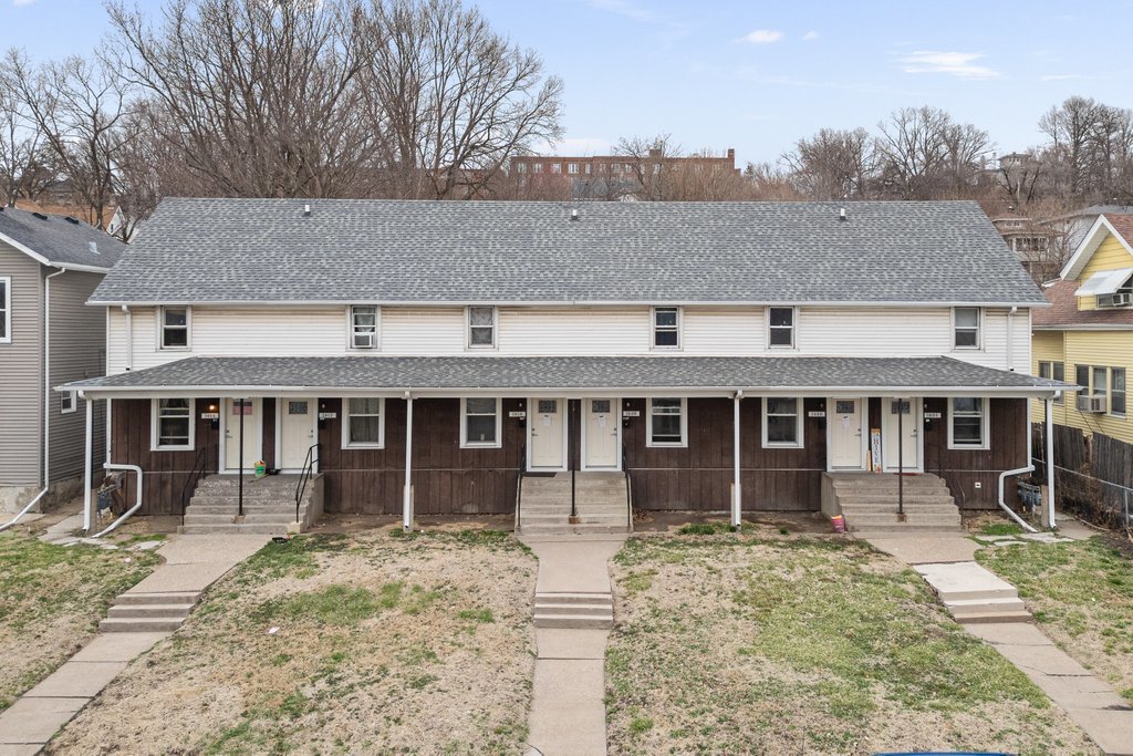 1604 W 9TH Street