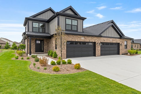Photo of 2600 Delavan Drive, New Lenox, IL 60451 (MLS # 12639321)