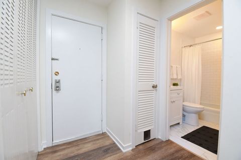 Tiny photo for 10357 Dearlove Road #1J, Glenview, IL 60025 (MLS # 12628009)