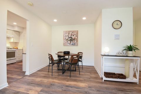 Tiny photo for 10357 Dearlove Road #1J, Glenview, IL 60025 (MLS # 12628009)