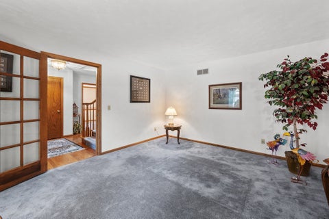 Tiny photo for 1017 W 57th Street, Davenport, IA 52806 (MLS # 12720217)