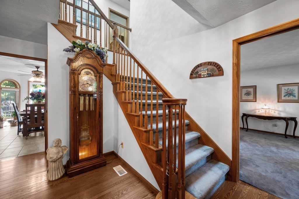 1017 W 57th Street