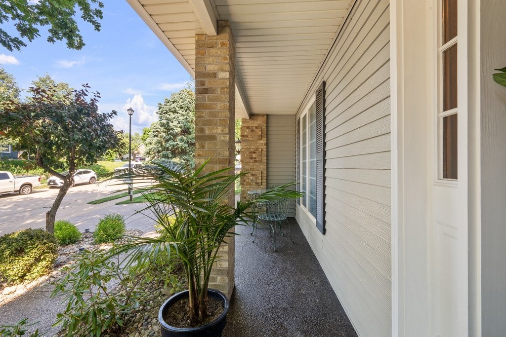 1017 W 57th Street