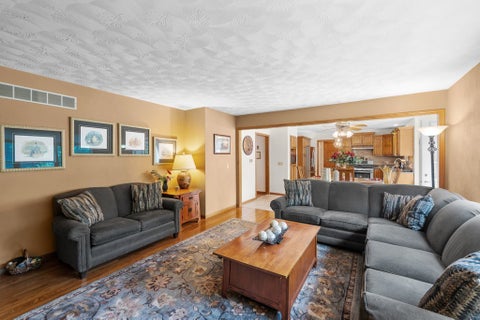 Tiny photo for 1017 W 57th Street, Davenport, IA 52806 (MLS # 12720217)