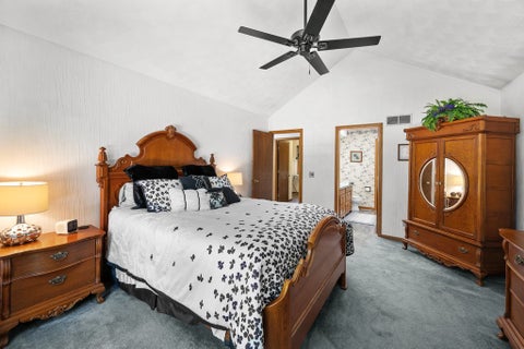 Tiny photo for 1017 W 57th Street, Davenport, IA 52806 (MLS # 12720217)