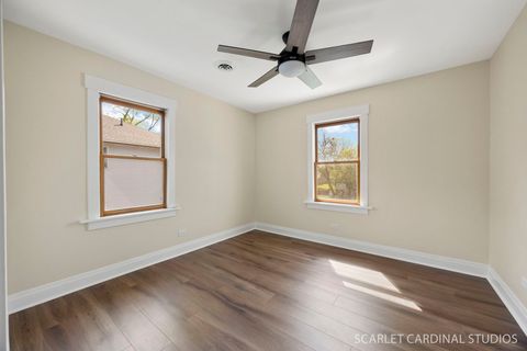 Tiny photo for 212 S Brewster Avenue, Lombard, IL 60148 (MLS # 12625997)