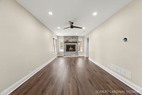 Tiny photo for 212 S Brewster Avenue, Lombard, IL 60148 (MLS # 12625997)