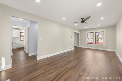 Tiny photo for 212 S Brewster Avenue, Lombard, IL 60148 (MLS # 12625997)