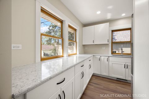 Tiny photo for 212 S Brewster Avenue, Lombard, IL 60148 (MLS # 12625997)