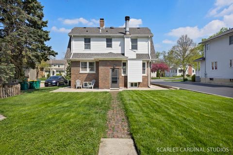 Tiny photo for 212 S Brewster Avenue, Lombard, IL 60148 (MLS # 12625997)