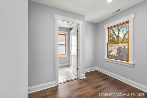Tiny photo for 212 S Brewster Avenue, Lombard, IL 60148 (MLS # 12625997)