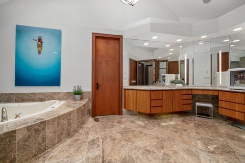 Tiny photo for 132 N Wynstone Drive, North Barrington, IL 60010 (MLS # 12601741)