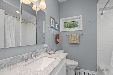 Tiny photo for 208 Park Lane, Lake Bluff, IL 60044 (MLS # 12474551)