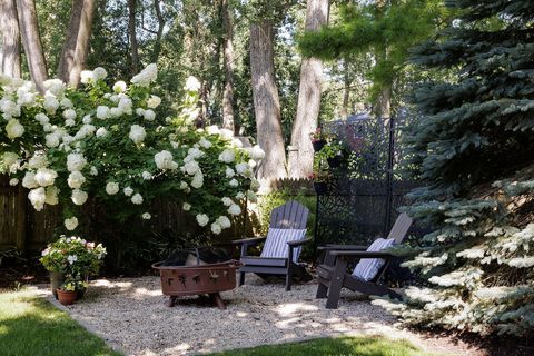 Tiny photo for 208 Park Lane, Lake Bluff, IL 60044 (MLS # 12474551)