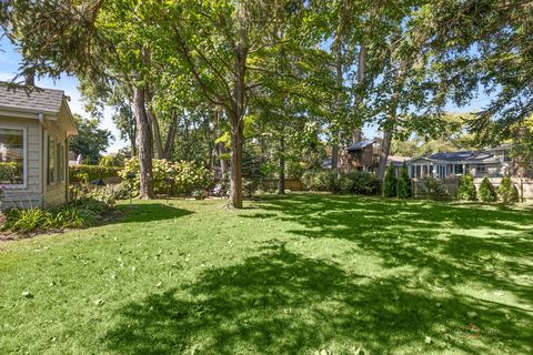 Tiny photo for 208 Park Lane, Lake Bluff, IL 60044 (MLS # 12474551)