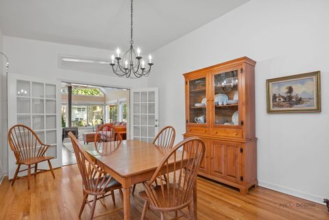 Tiny photo for 208 Park Lane, Lake Bluff, IL 60044 (MLS # 12474551)