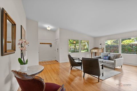 Tiny photo for 208 Park Lane, Lake Bluff, IL 60044 (MLS # 12474551)