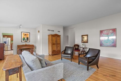 Tiny photo for 208 Park Lane, Lake Bluff, IL 60044 (MLS # 12474551)