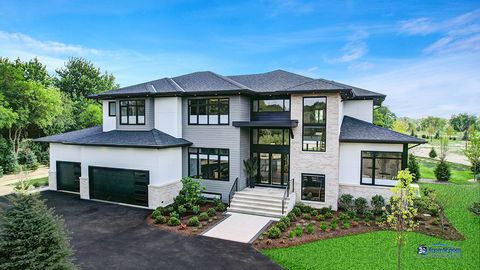 Photo of 25 Rolling Hills Drive, Barrington, IL 60010 (MLS # 12499726)