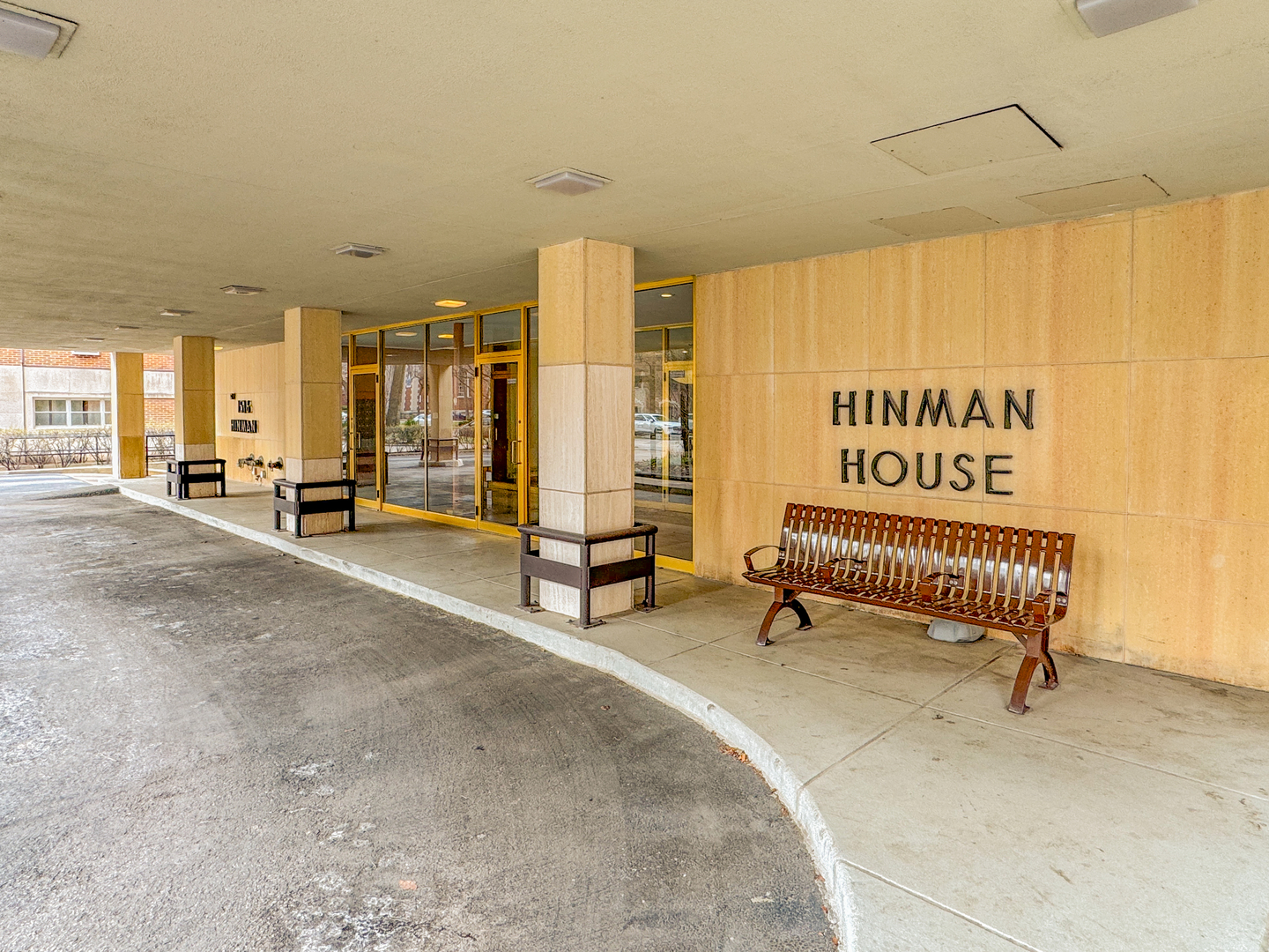 1516 Hinman Avenue 603