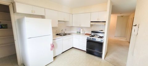 Tiny photo for 1430 Sandstone Drive #201, Wheeling, IL 60090 (MLS # 12615627)