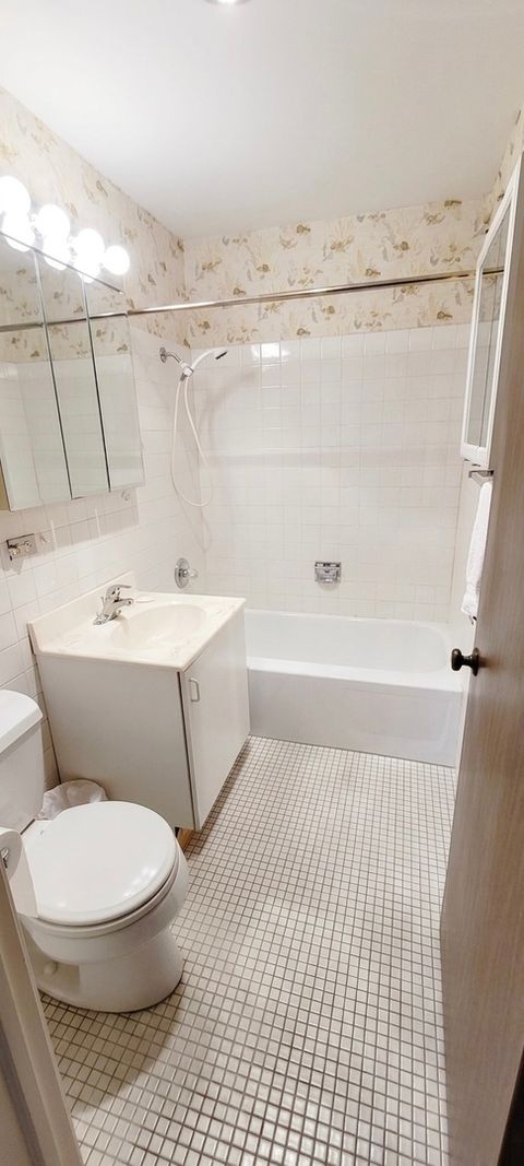 Tiny photo for 1430 Sandstone Drive #201, Wheeling, IL 60090 (MLS # 12615627)