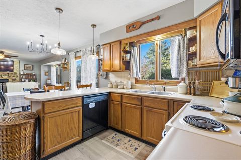 Tiny photo for 35 Aberdeen Way, Bloomington, IL 61704 (MLS # 12613350)