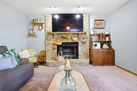 Tiny photo for 35 Aberdeen Way, Bloomington, IL 61704 (MLS # 12613350)