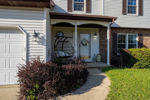 Tiny photo for 35 Aberdeen Way, Bloomington, IL 61704 (MLS # 12613350)