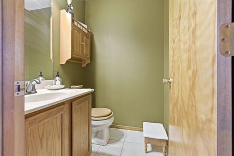 Tiny photo for 35 Aberdeen Way, Bloomington, IL 61704 (MLS # 12613350)