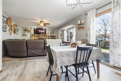 Tiny photo for 35 Aberdeen Way, Bloomington, IL 61704 (MLS # 12613350)