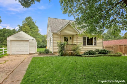 Photo of 3848 E Solon Road, Richmond, IL 60071 (MLS # 12751740)
