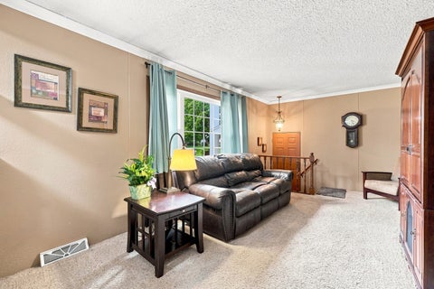 Tiny photo for 2305 E 32nd Street, Davenport, IA 52807 (MLS # 12728842)