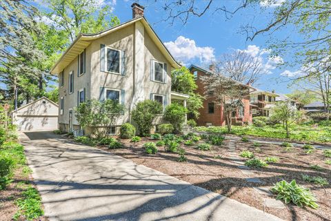 Tiny photo for 702 W INDIANA Avenue, Urbana, IL 61801 (MLS # 12610594)