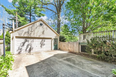 Tiny photo for 702 W INDIANA Avenue, Urbana, IL 61801 (MLS # 12610594)