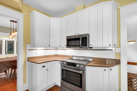 Tiny photo for 702 W INDIANA Avenue, Urbana, IL 61801 (MLS # 12610594)