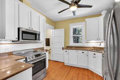 Tiny photo for 702 W INDIANA Avenue, Urbana, IL 61801 (MLS # 12610594)