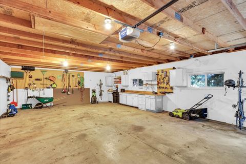 Tiny photo for 702 W INDIANA Avenue, Urbana, IL 61801 (MLS # 12610594)