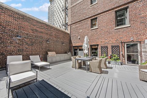Tiny photo for 3920 N Lake Shore Drive #3S, Chicago, IL 60613 (MLS # 12483978)