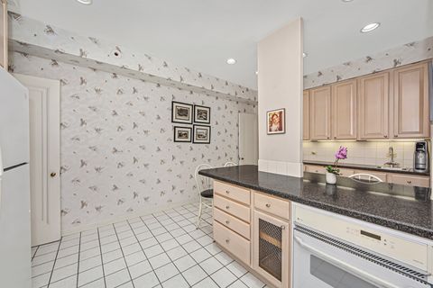 Tiny photo for 3920 N Lake Shore Drive #3S, Chicago, IL 60613 (MLS # 12483978)