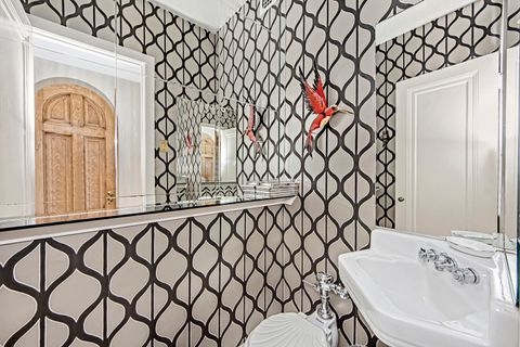 Tiny photo for 3920 N Lake Shore Drive #3S, Chicago, IL 60613 (MLS # 12483978)