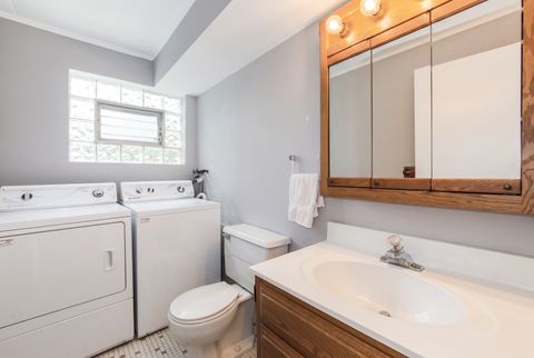 Tiny photo for 6126 S Kensington Avenue #C, Countryside, IL 60525 (MLS # 12651020)