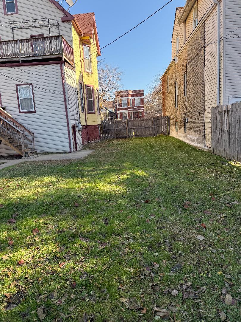 7428 S Maryland Street