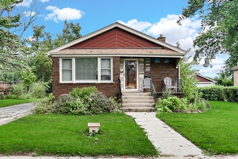 Tiny photo for 18431 Marshfield Avenue, Homewood, IL 60430 (MLS # 12729794)