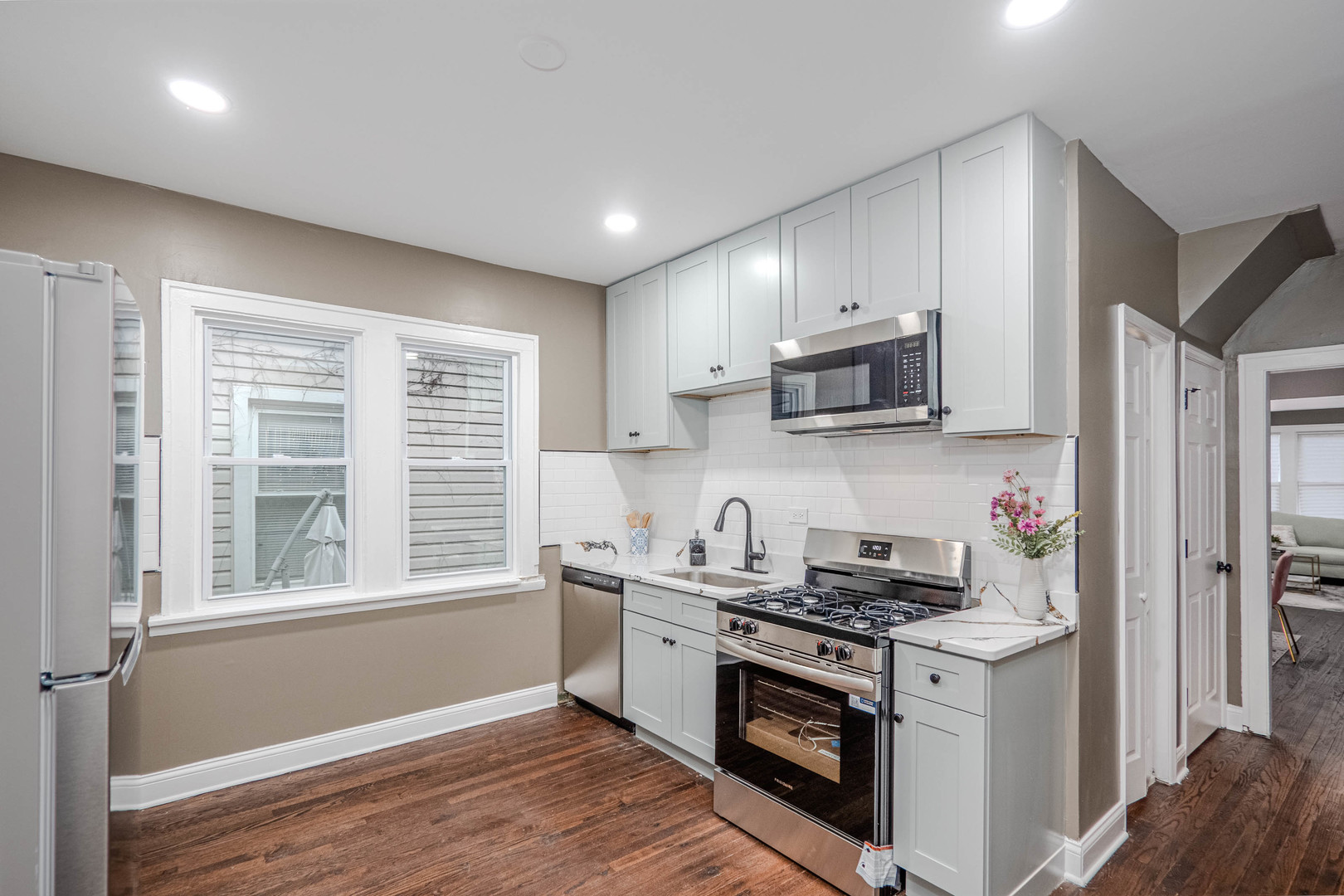 10813 S Eggleston Avenue