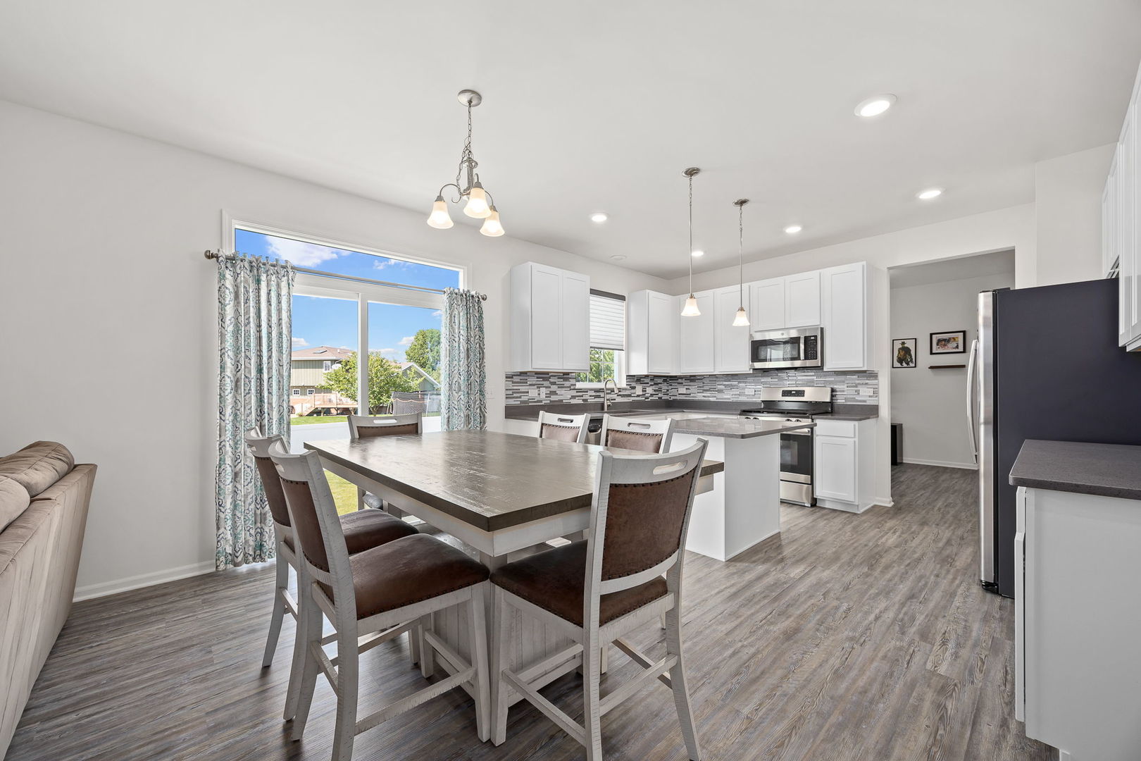 807 High Grove Drive
